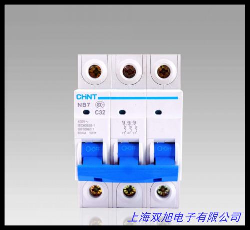 空调开关电热水器漏电保护器空气开关面板家用32A断路器86型新品