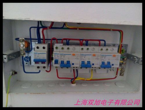家用dz47le 1P+N 6A-63A小型带漏电保护器断路器空气开关